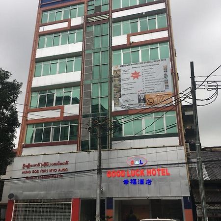Good Luck Hotel Yangon Exterior foto
