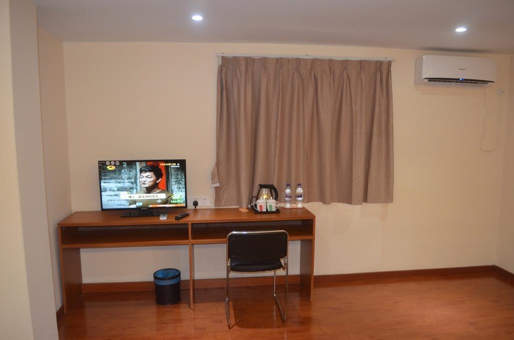 Good Luck Hotel Yangon Exterior foto