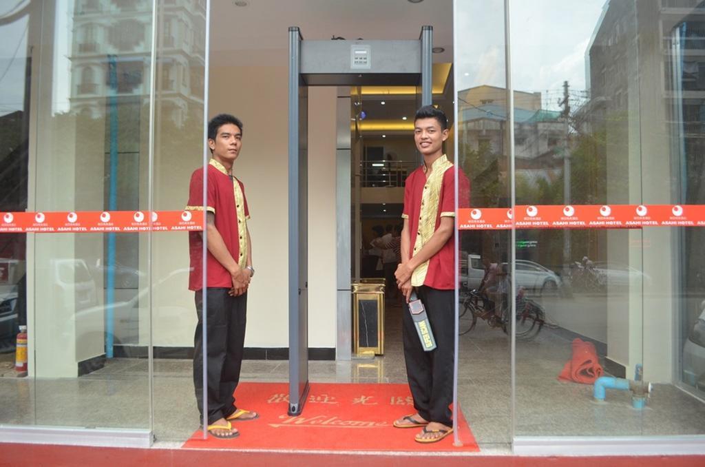Good Luck Hotel Yangon Exterior foto
