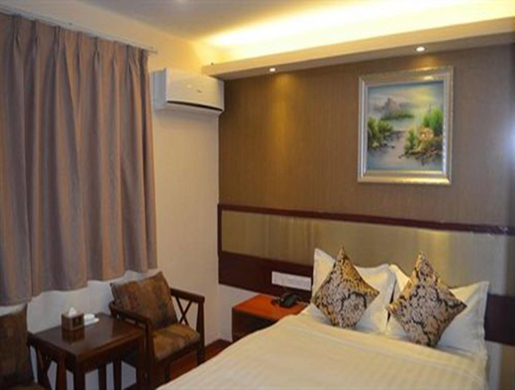 Good Luck Hotel Yangon Exterior foto