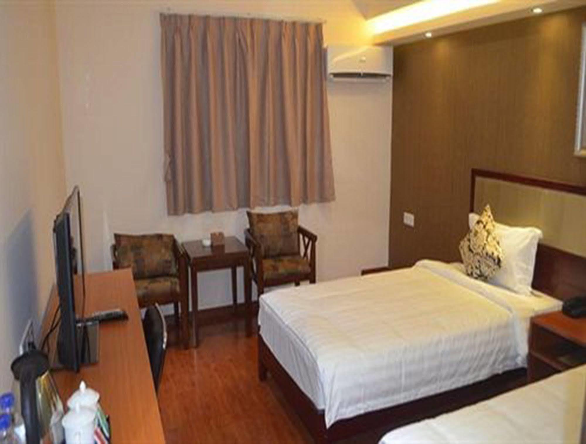 Good Luck Hotel Yangon Exterior foto